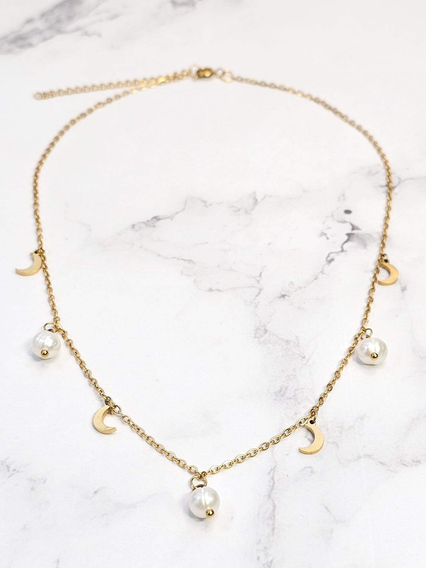 Collar Perlas y Lunas