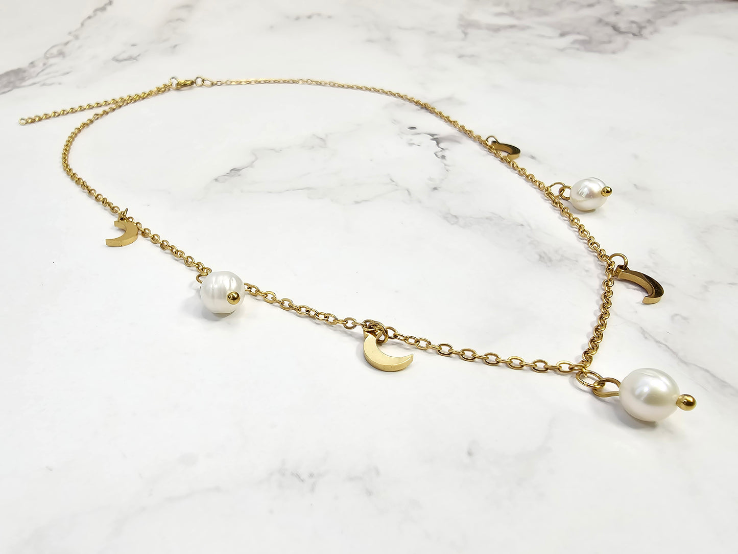 Collar Perlas y Lunas