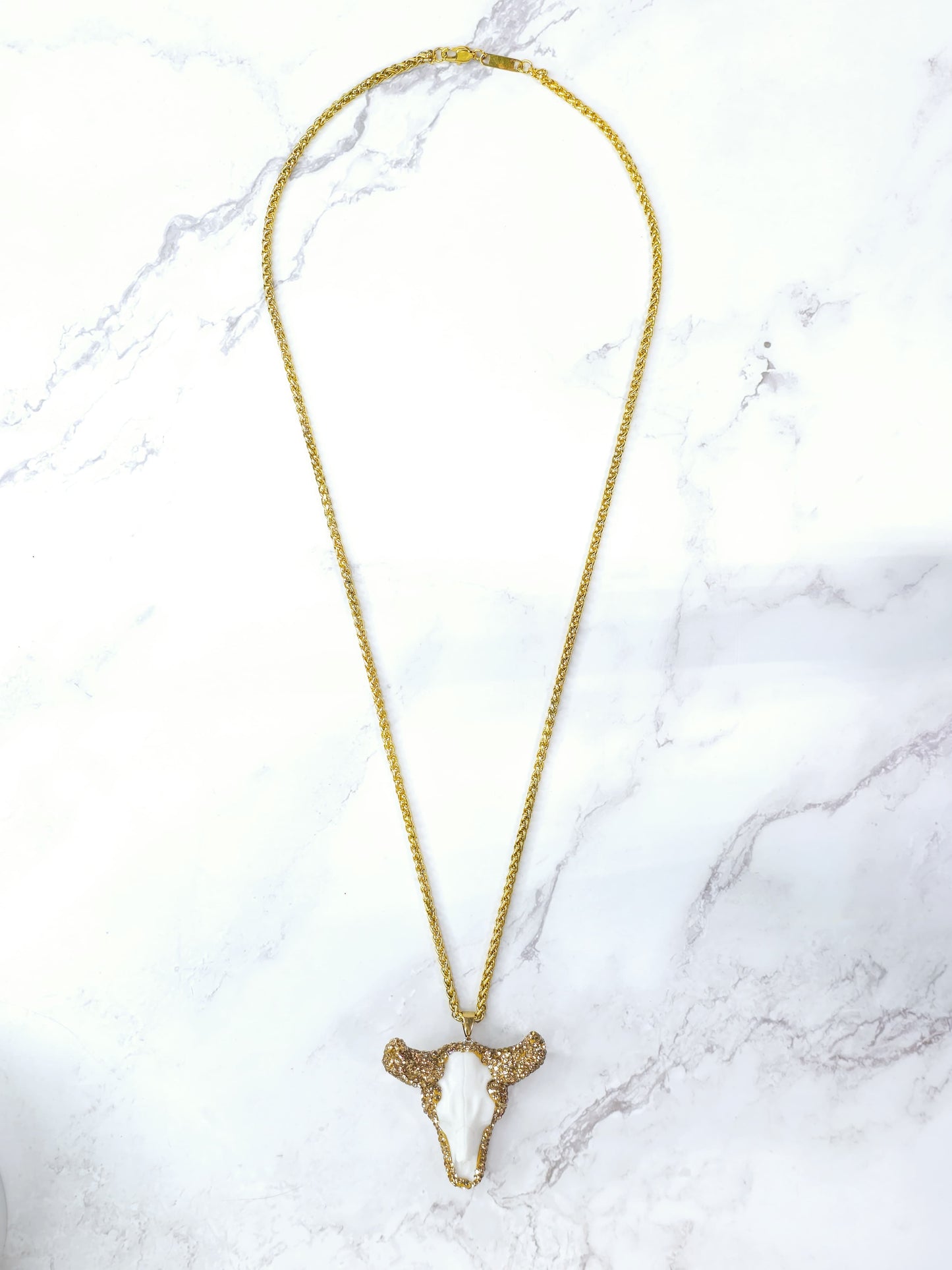 Collar Cabeza de Toro - Zirconias